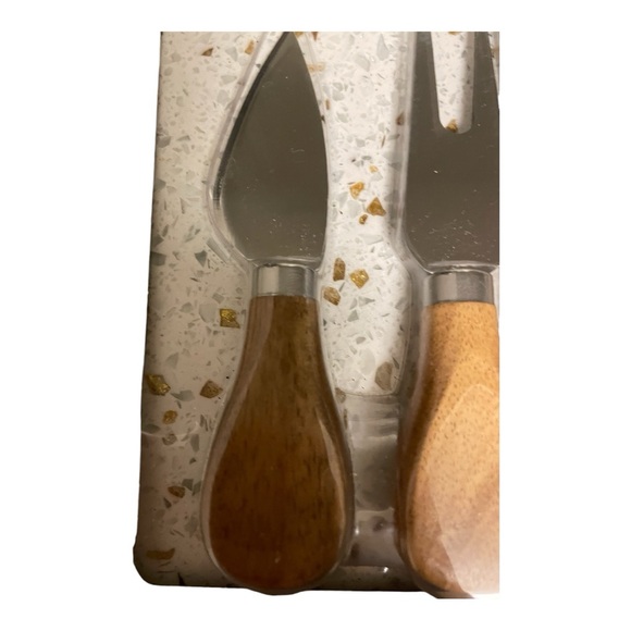 Bread + Butter Marble 3-Piece Cheese Set - Perfect for Entertaining! (NWT) - Picture 2 of 8